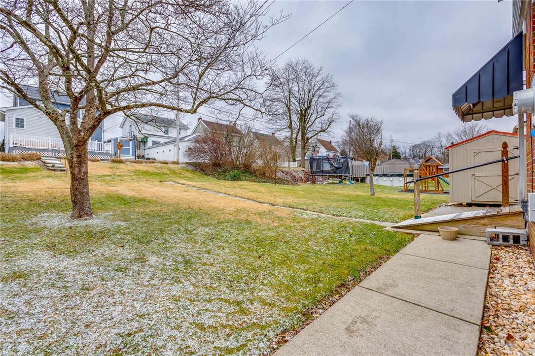 606 Lewis Ave