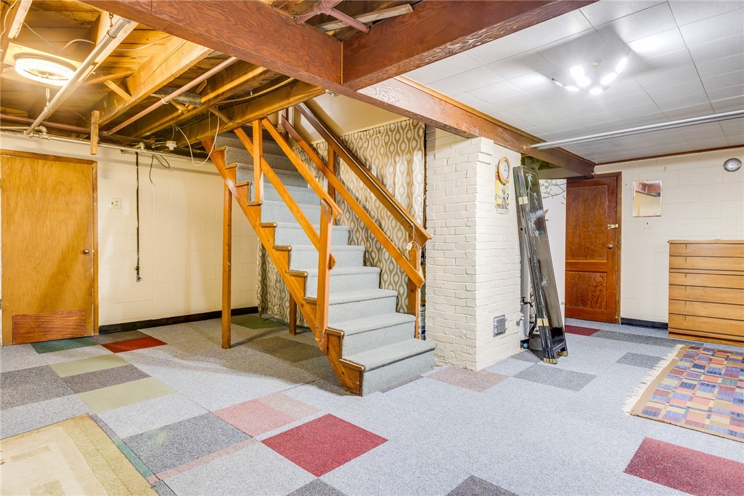 606 Lewis Ave