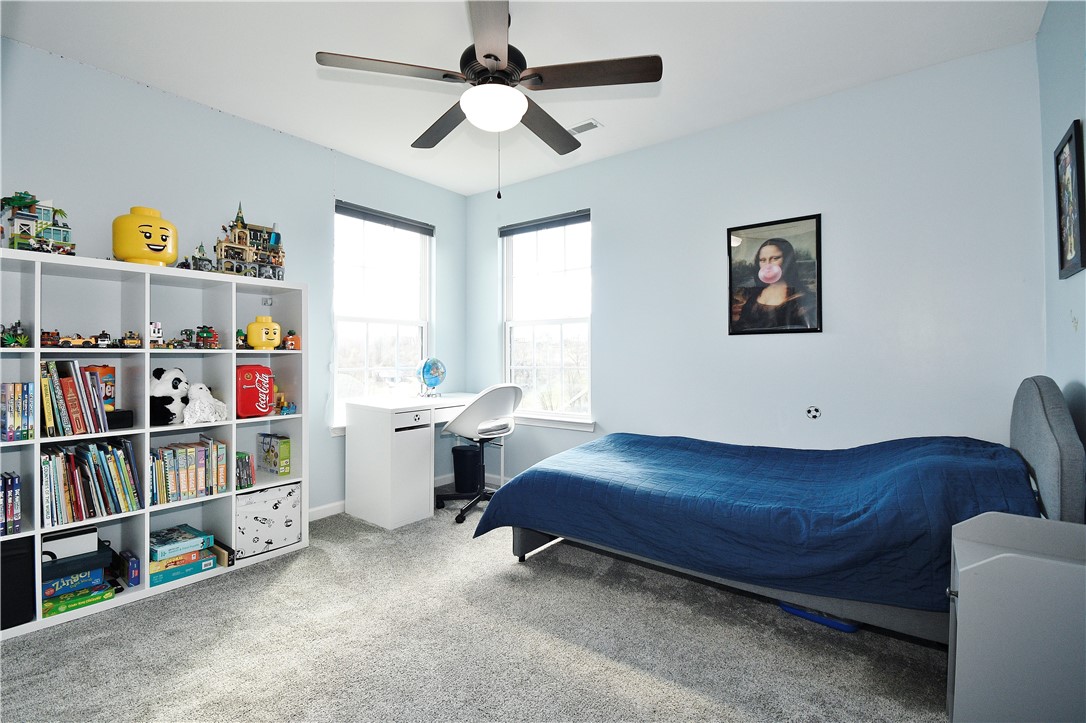 1037 Oakbrooke Dr