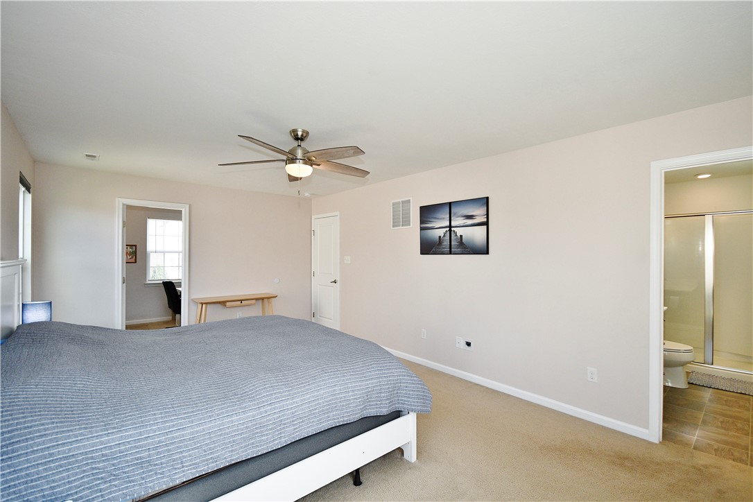 1037 Oakbrooke Dr