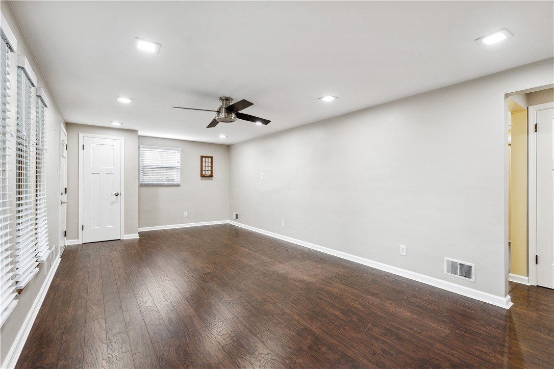 3312 Oakland Drive