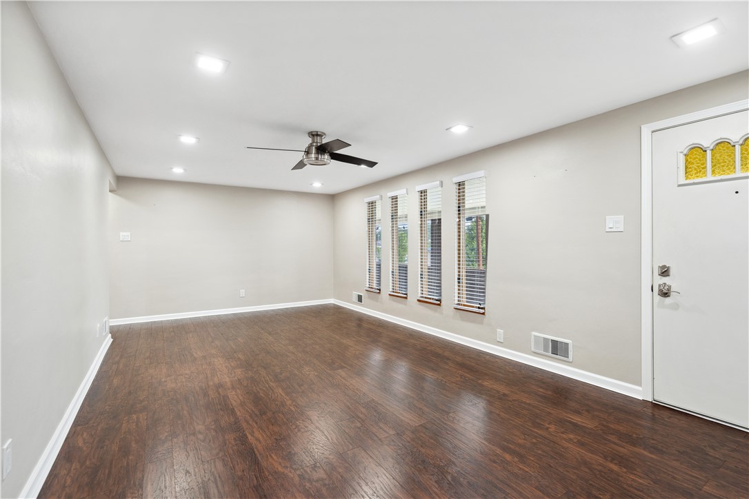 3312 Oakland Drive