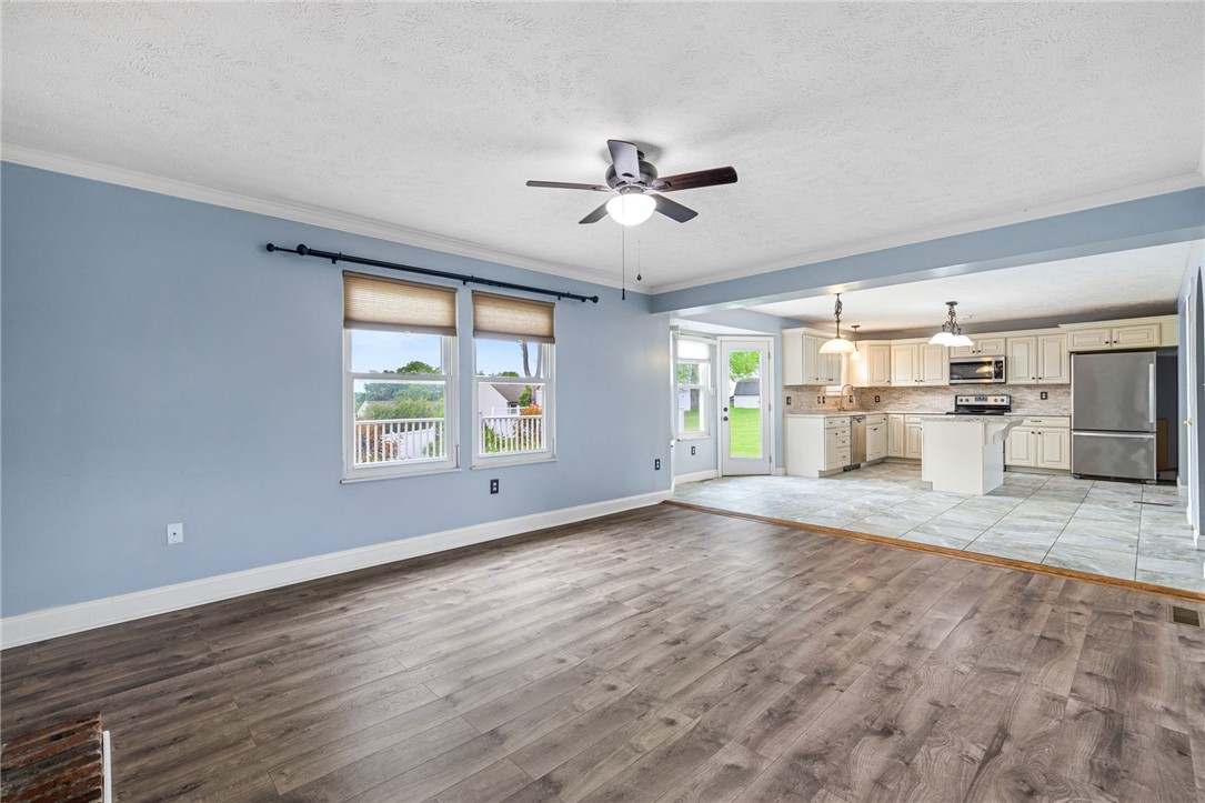 106 Forest Glen Dr