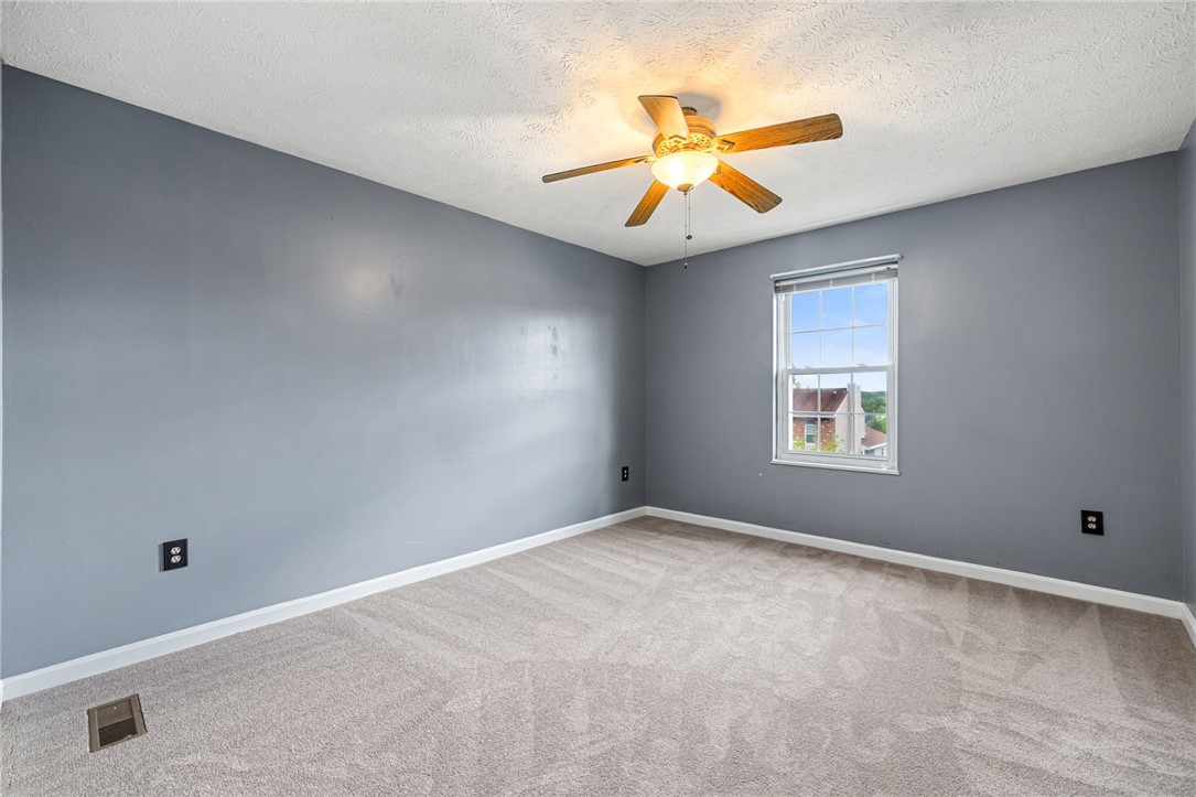 106 Forest Glen Dr