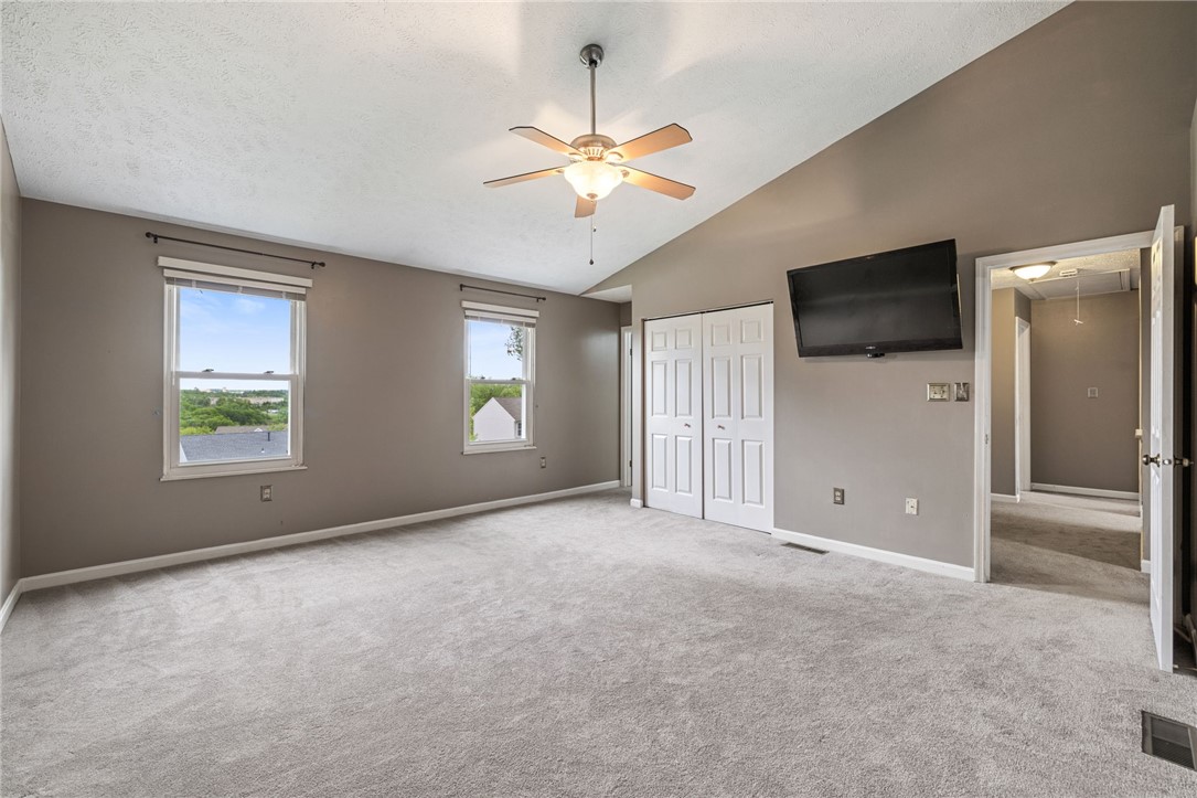 106 Forest Glen Dr