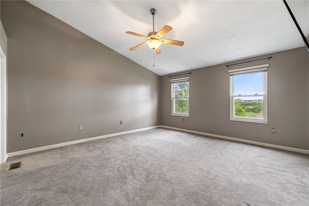 106 Forest Glen Dr