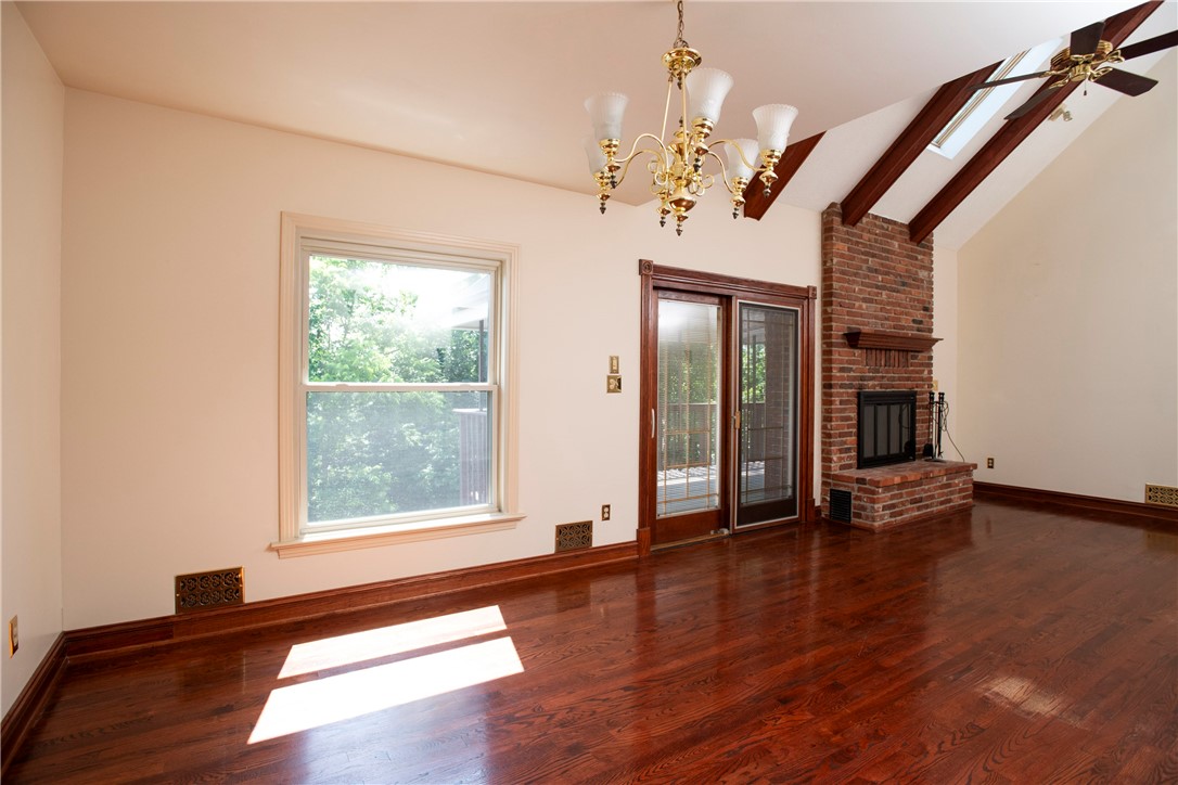153 Cassia Dr