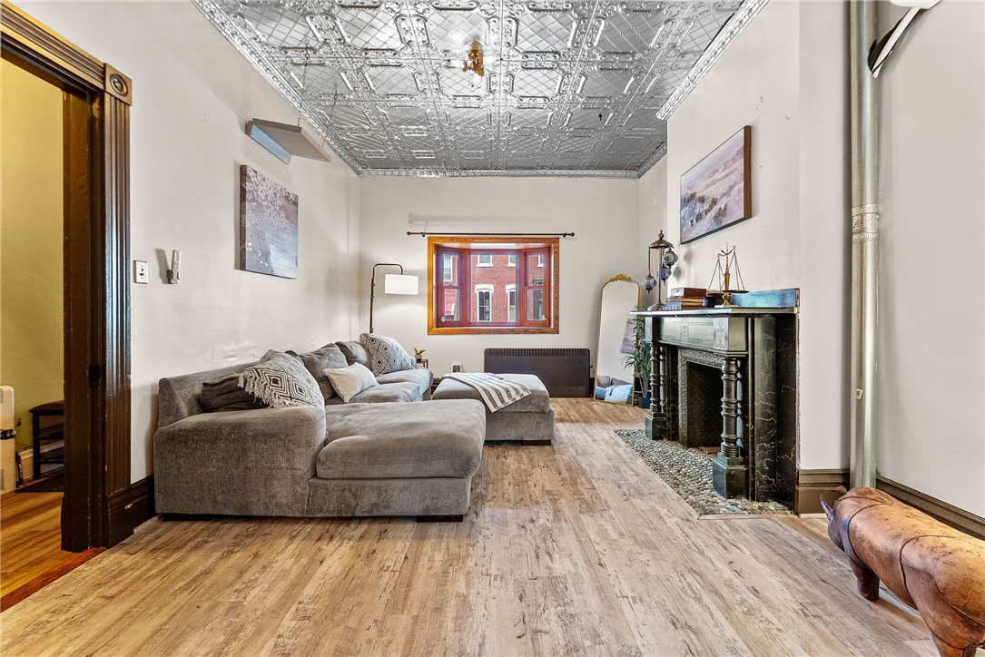 222 Main St