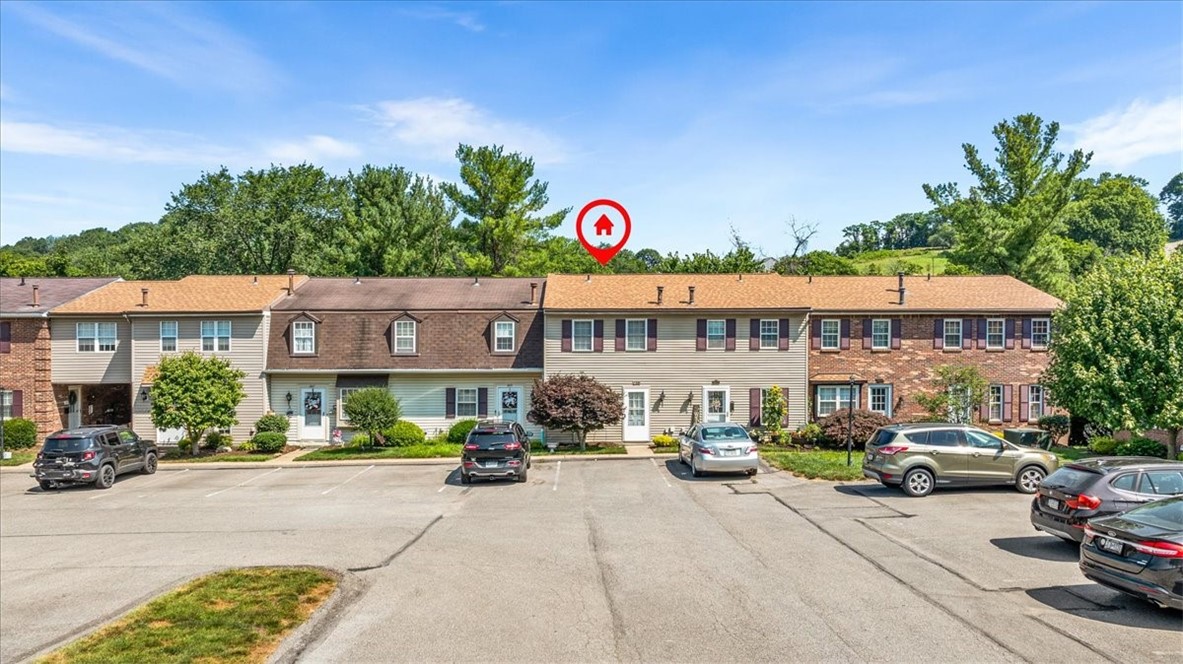 651 Newton Square