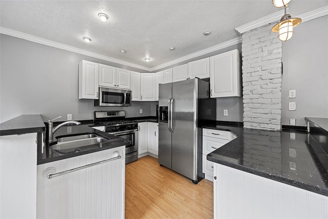 107 Ambridge Ave