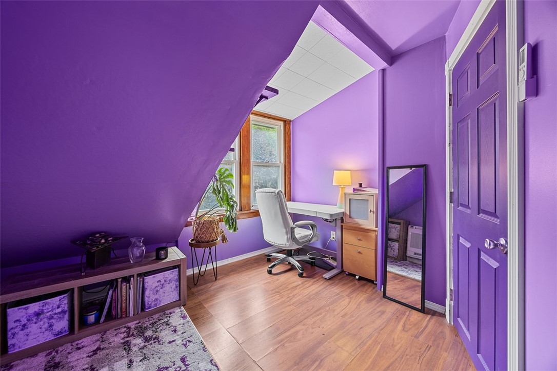 107 Ambridge Ave