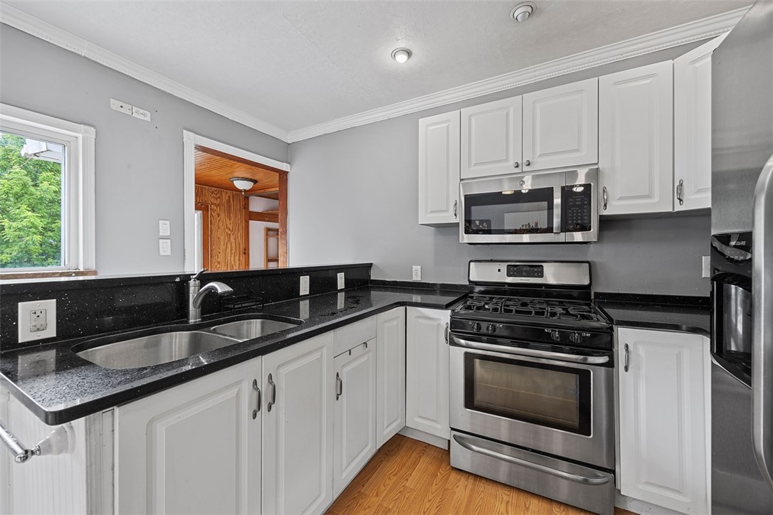 107 Ambridge Ave