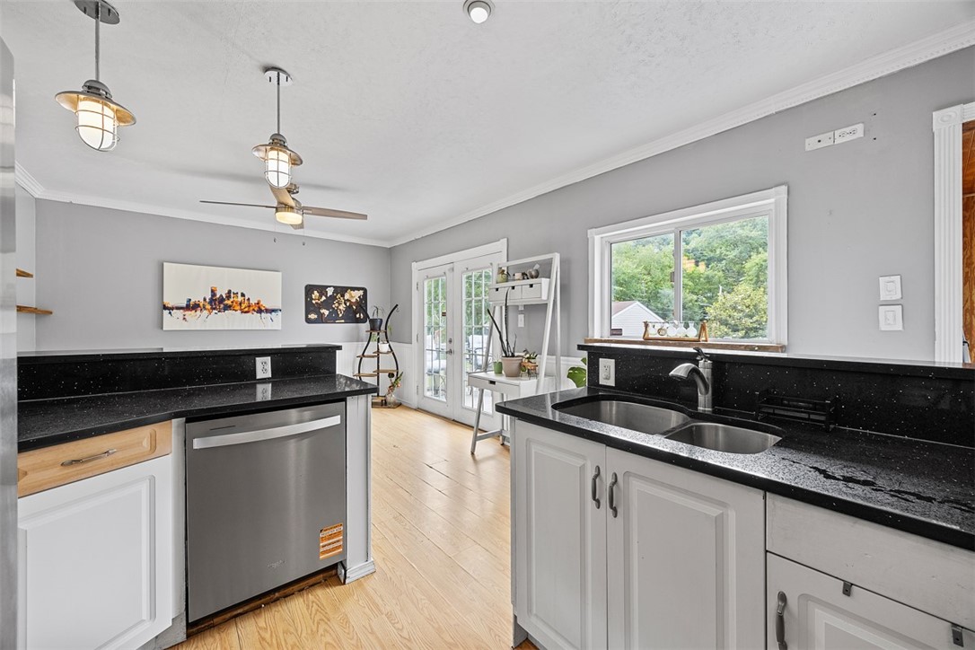 107 Ambridge Ave