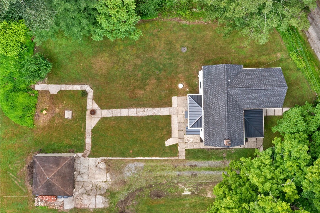 30 Rhodes Ave