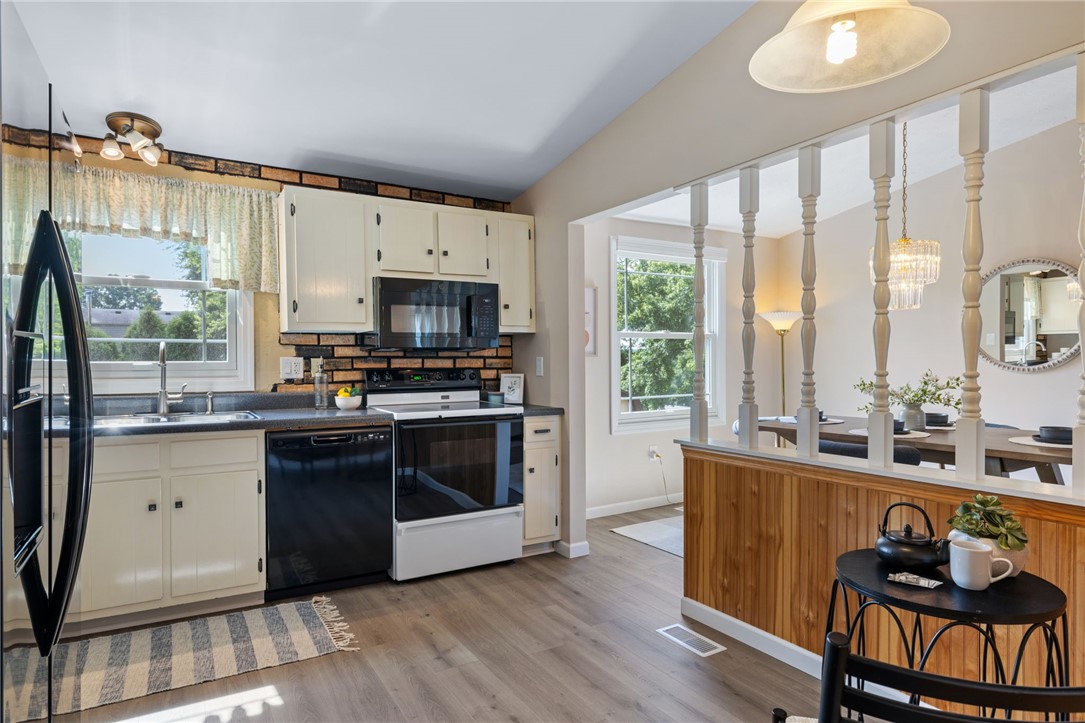 101 Darnley Dr