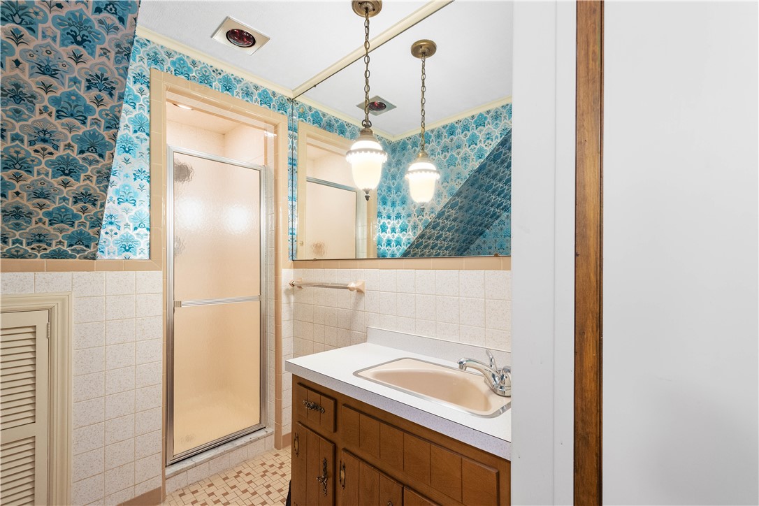 2426 Orchard Dr