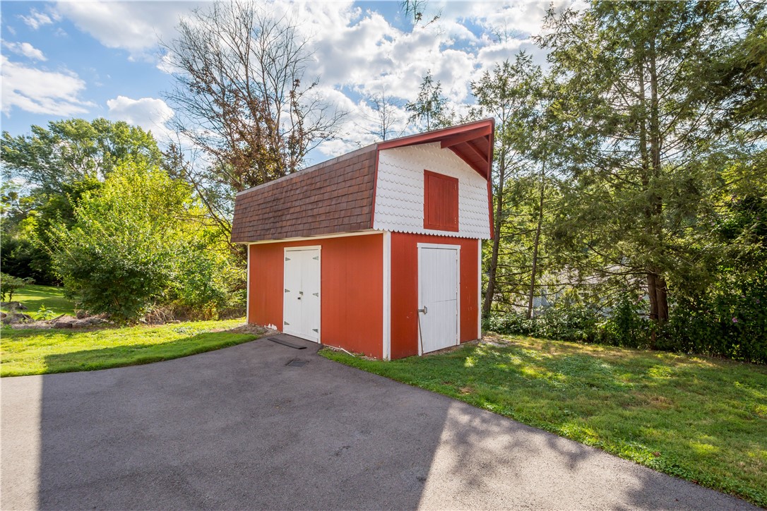 2426 Orchard Dr
