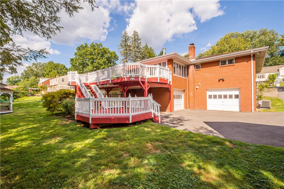2426 Orchard Dr