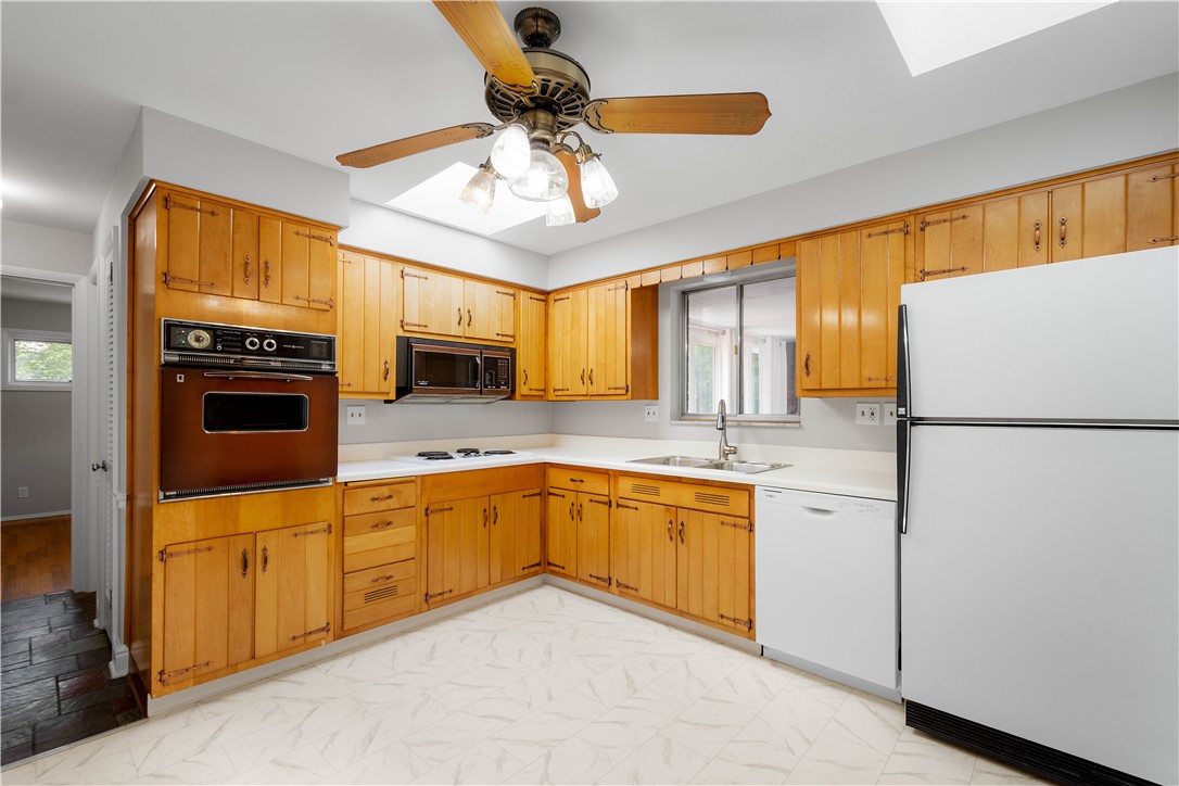 2426 Orchard Dr