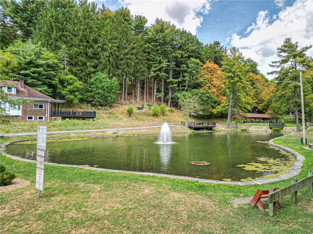 102 Buehner Dr