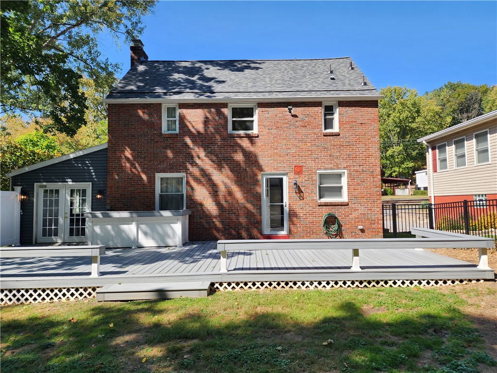 102 Buehner Dr