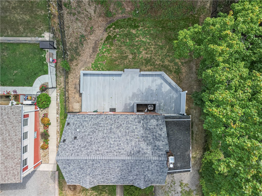 102 Buehner Dr
