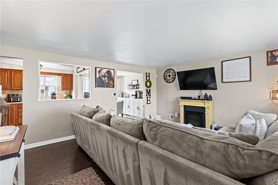 1075 Fiddleback Dr