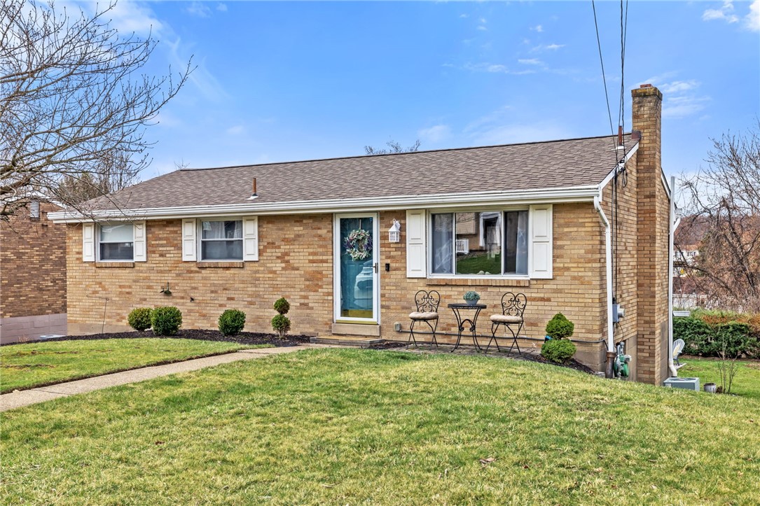 1075 Fiddleback Dr
