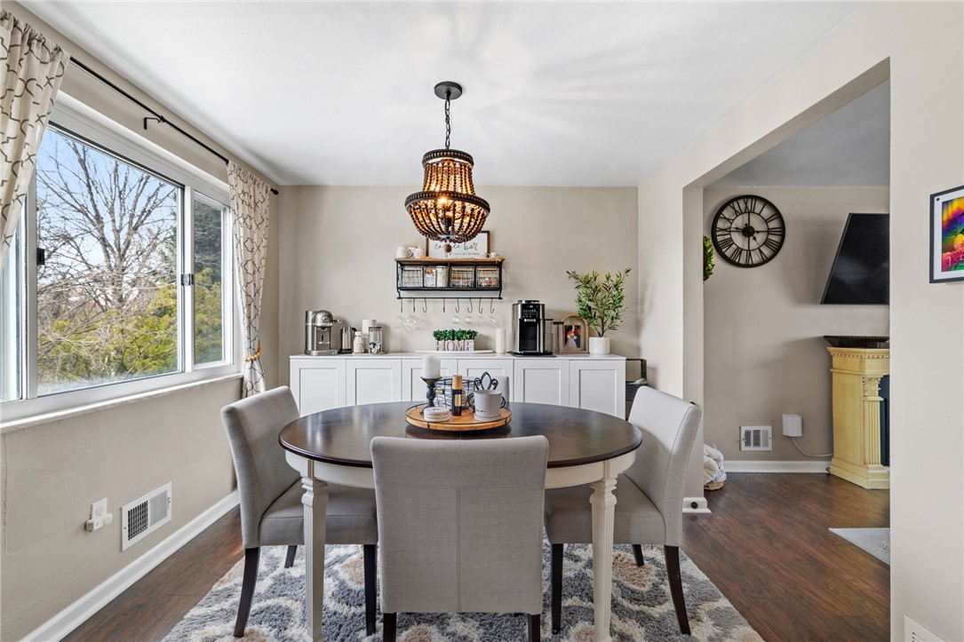 1075 Fiddleback Dr