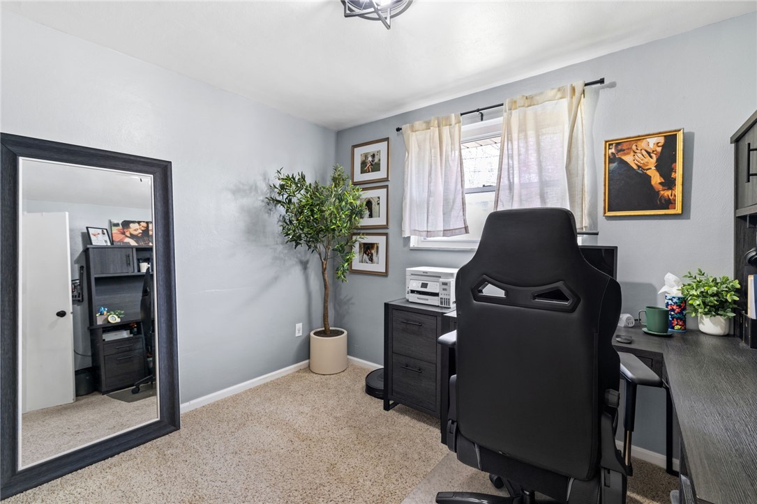 1075 Fiddleback Dr
