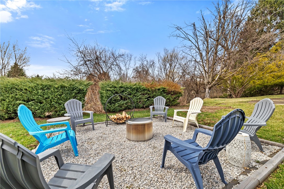 1075 Fiddleback Dr