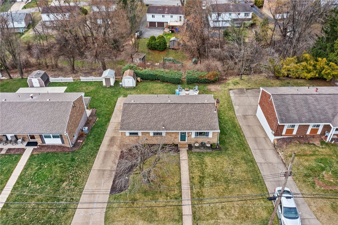 1075 Fiddleback Dr