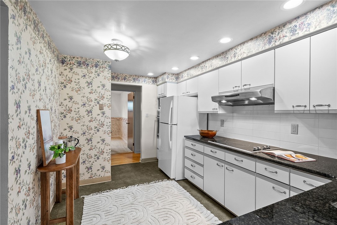 361 Southridge