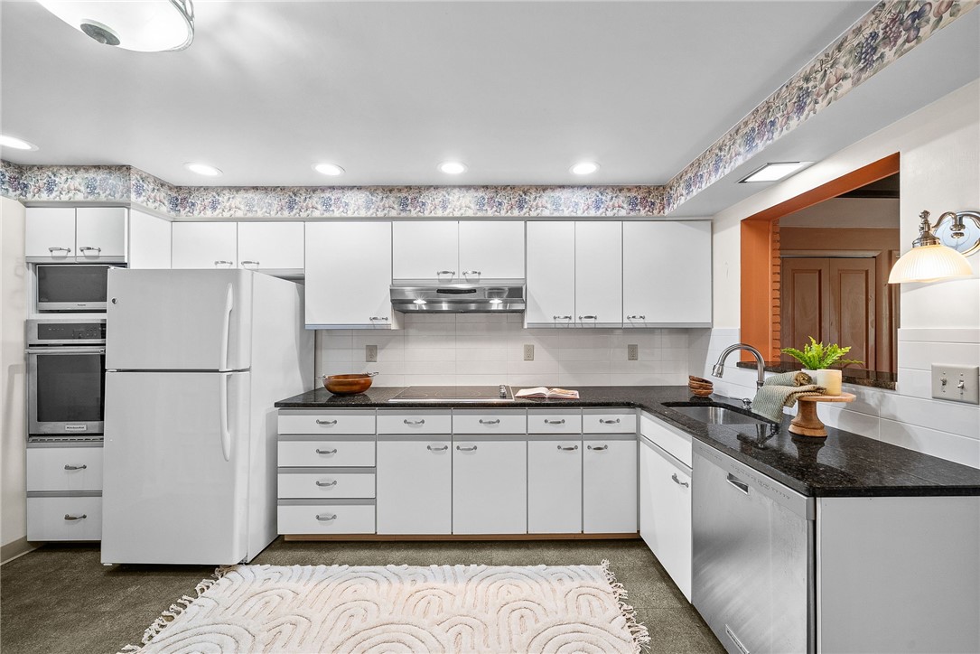 361 Southridge