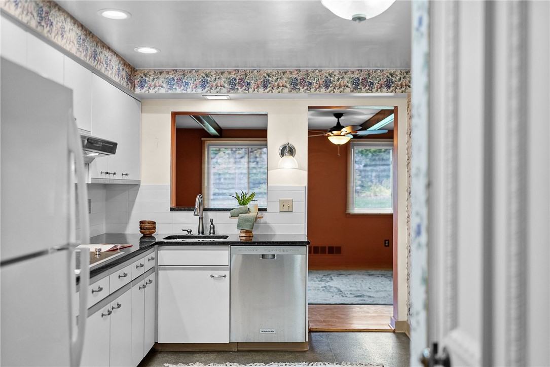 361 Southridge