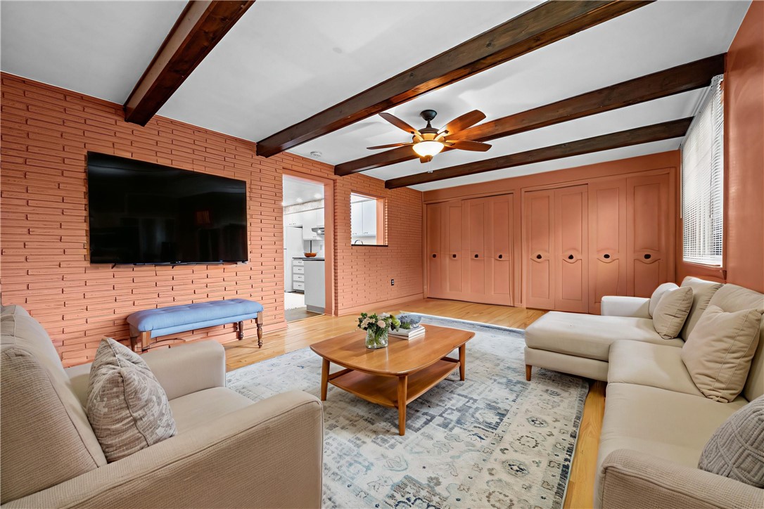 361 Southridge