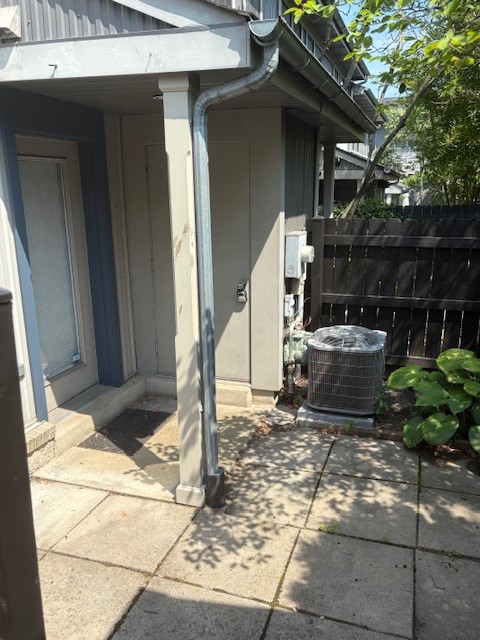 47 S 16th St