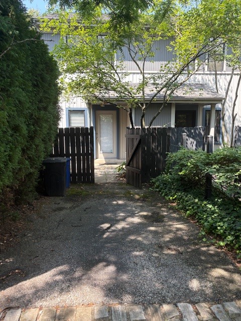 47 S 16th St