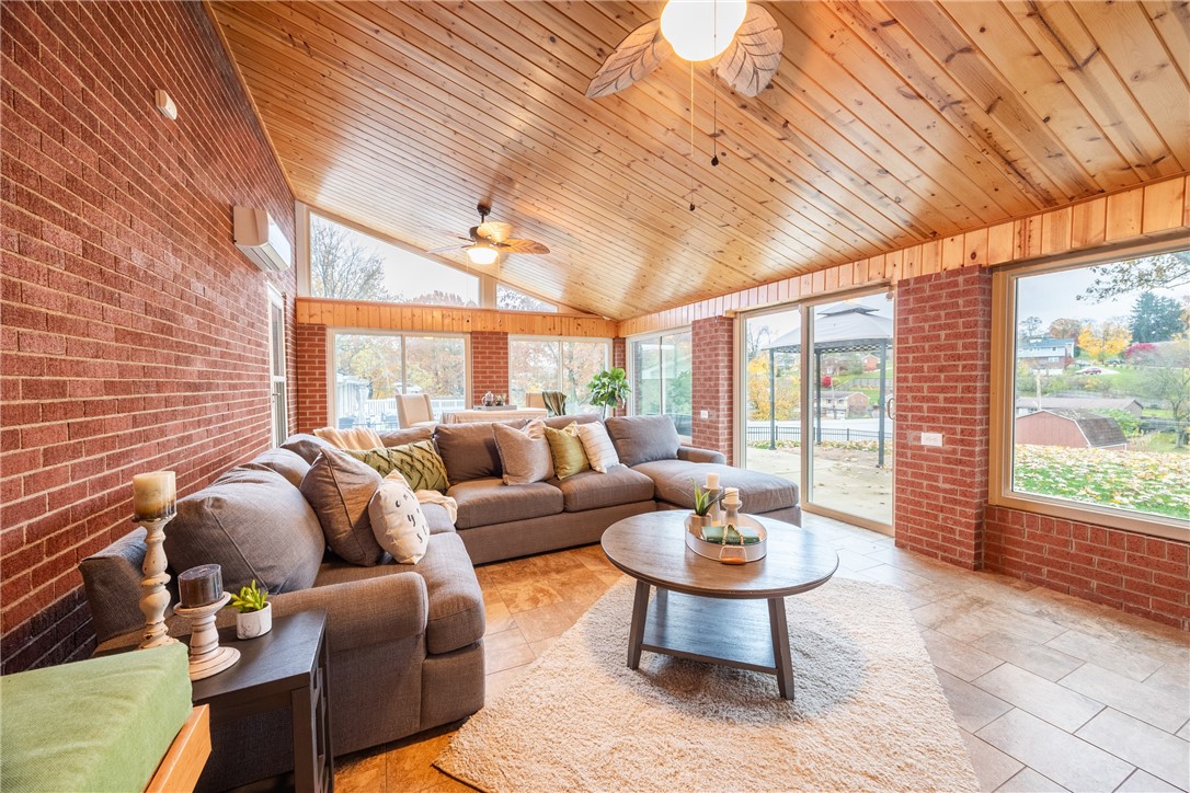430 Amherst Ave