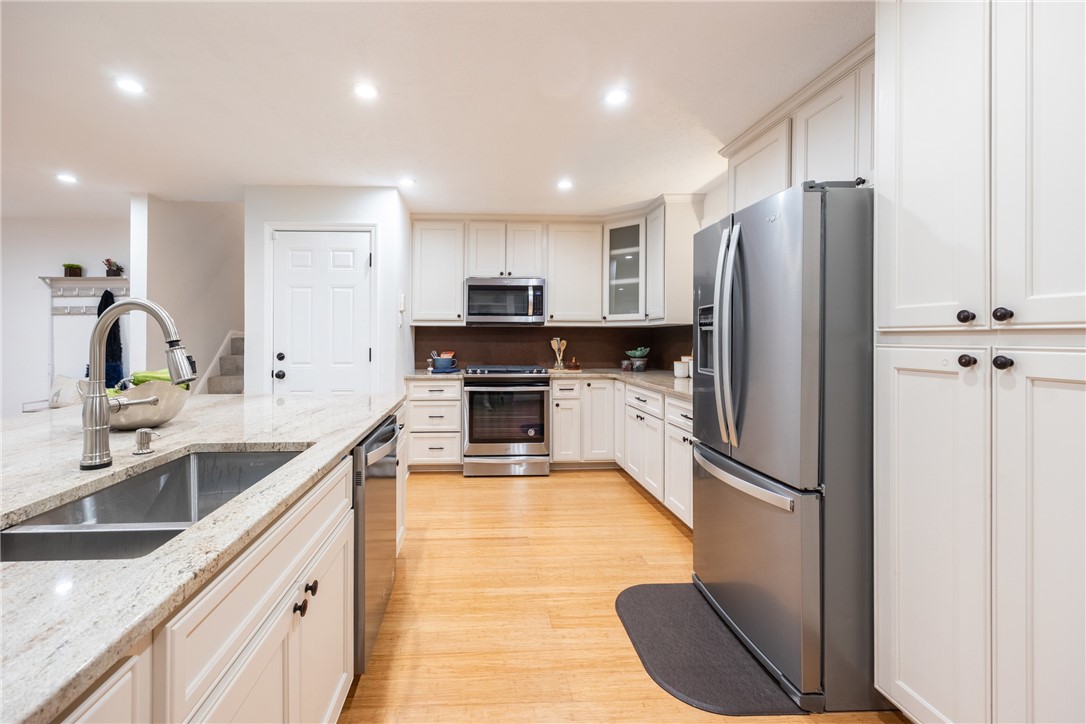 430 Amherst Ave