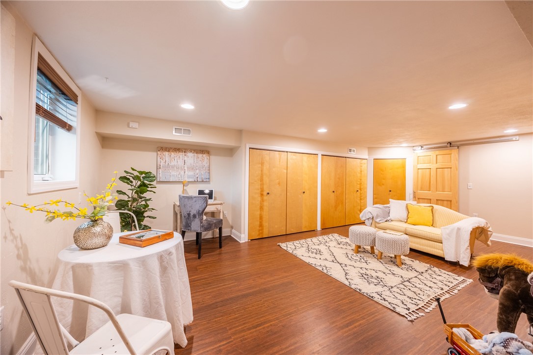 430 Amherst Ave