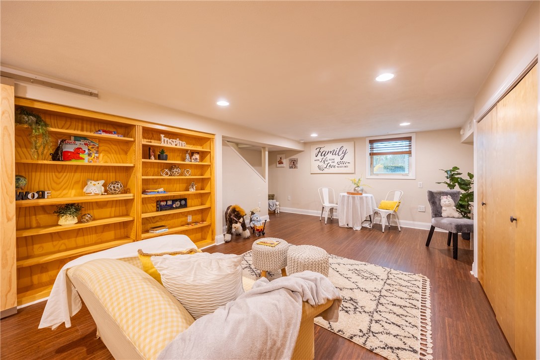 430 Amherst Ave