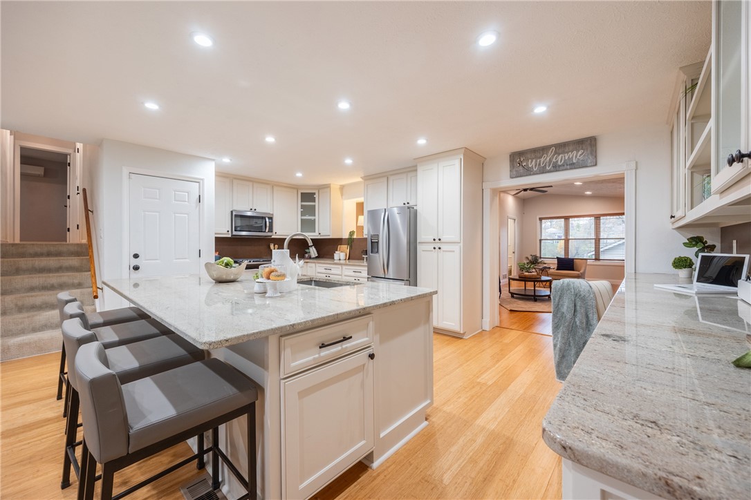 430 Amherst Ave