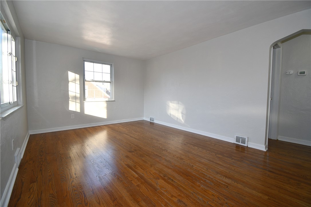 217 Oaklyn Rd