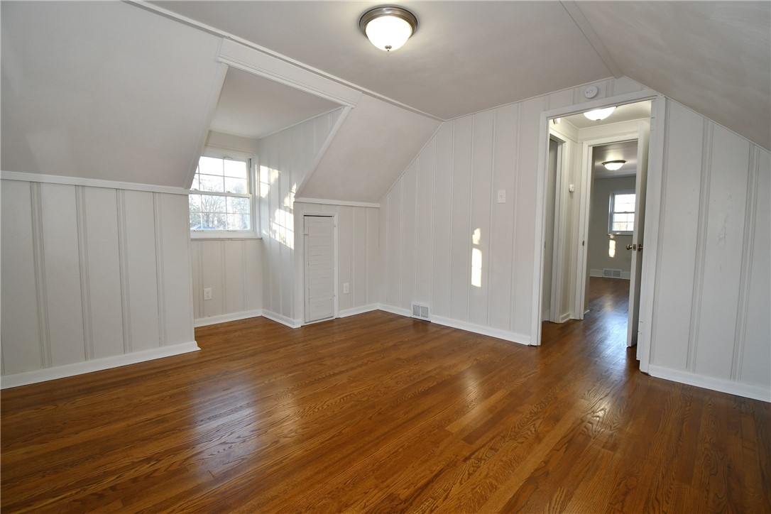 217 Oaklyn Rd