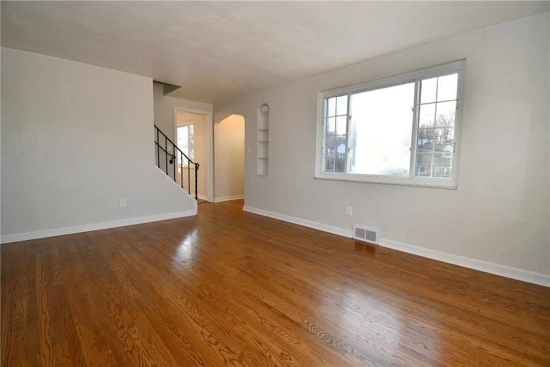 217 Oaklyn Rd