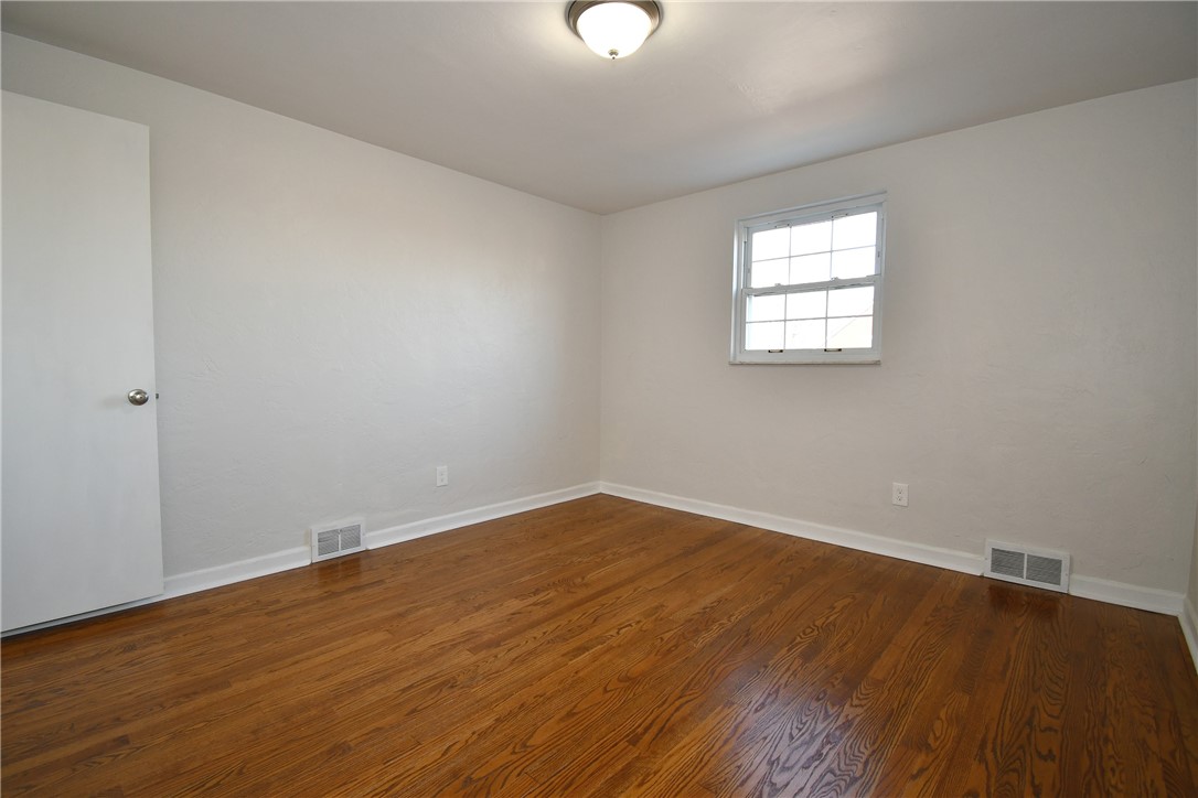 217 Oaklyn Rd