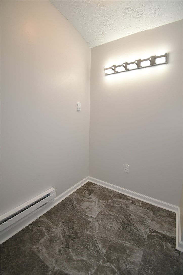 217 Oaklyn Rd