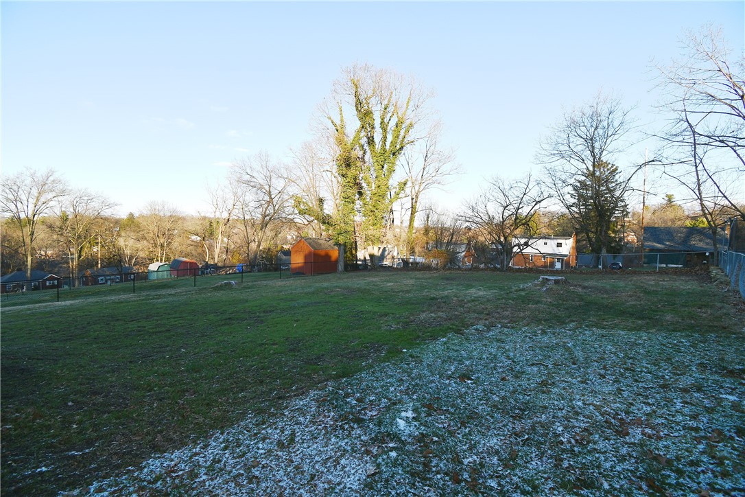 217 Oaklyn Rd