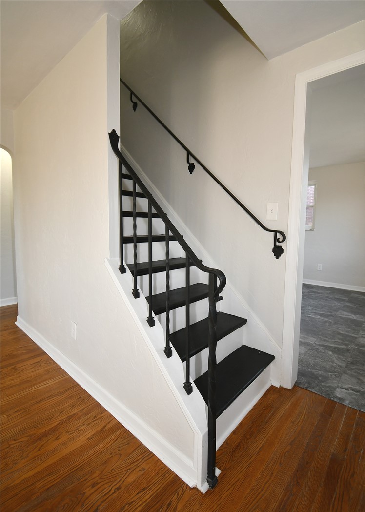 217 Oaklyn Rd